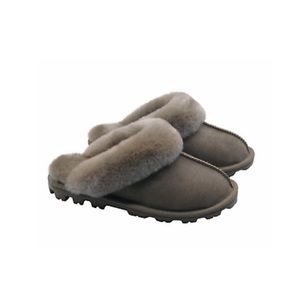 Kirkland Ladie’s Shearling Slippers 10